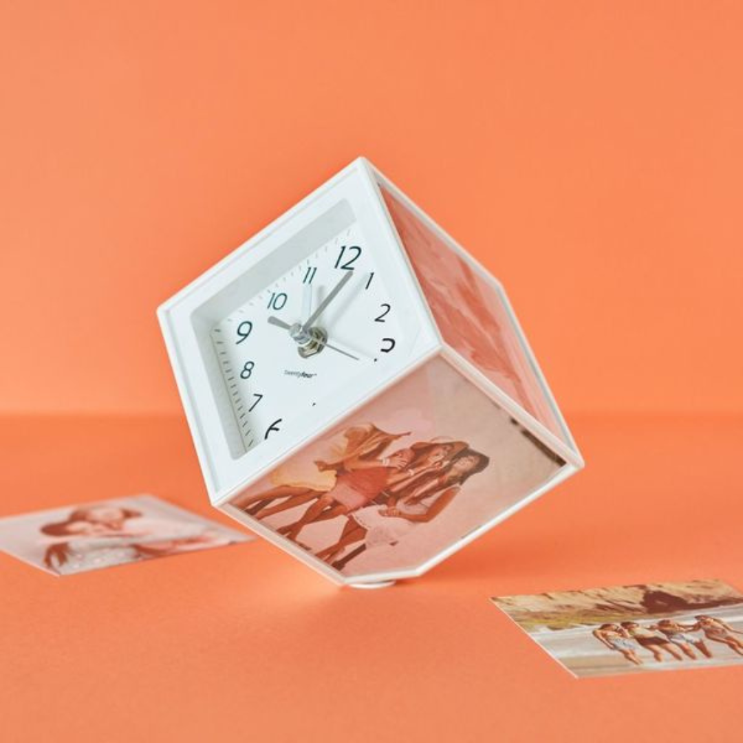 Horloge Photo Rotative – Kube 5 Photos 10×10 cm