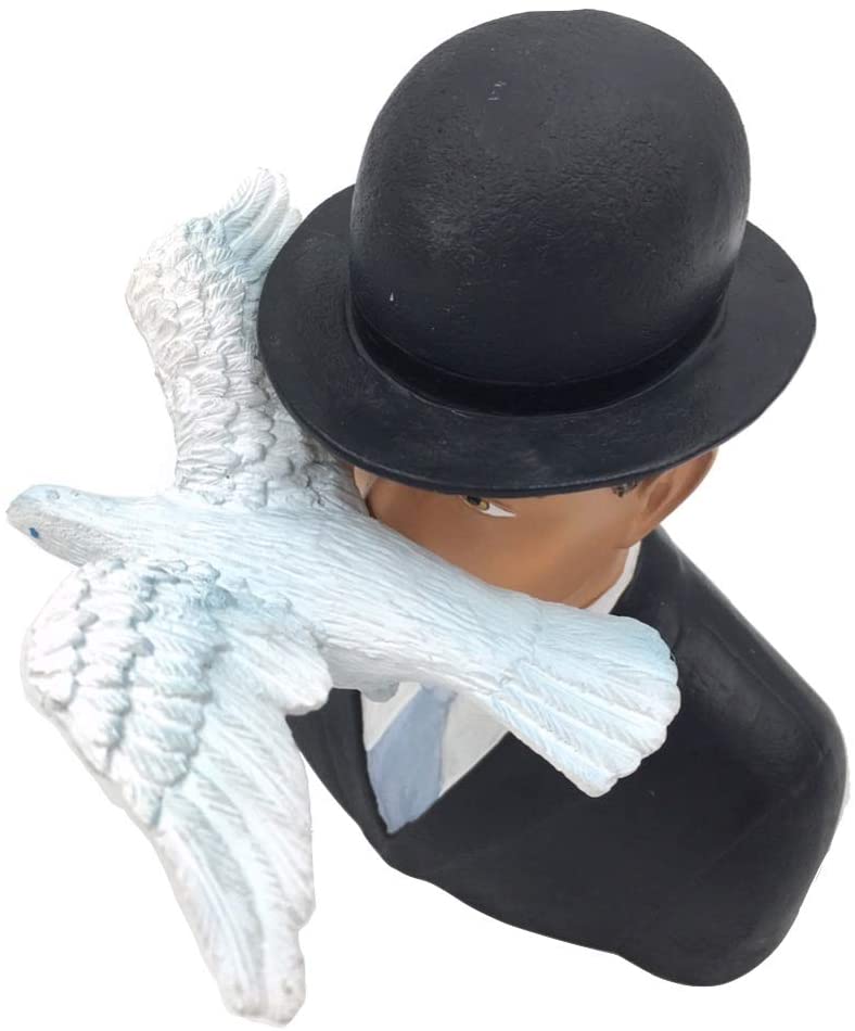 Sculpture "L'homme avec le chapeau et le pigeon " inspiré de Magritte