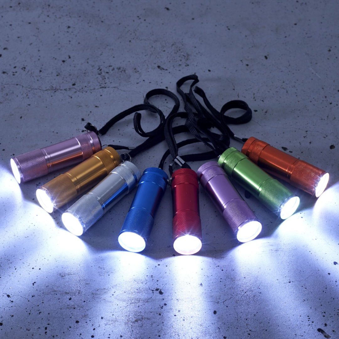 Lampe torche LED 9 lumières