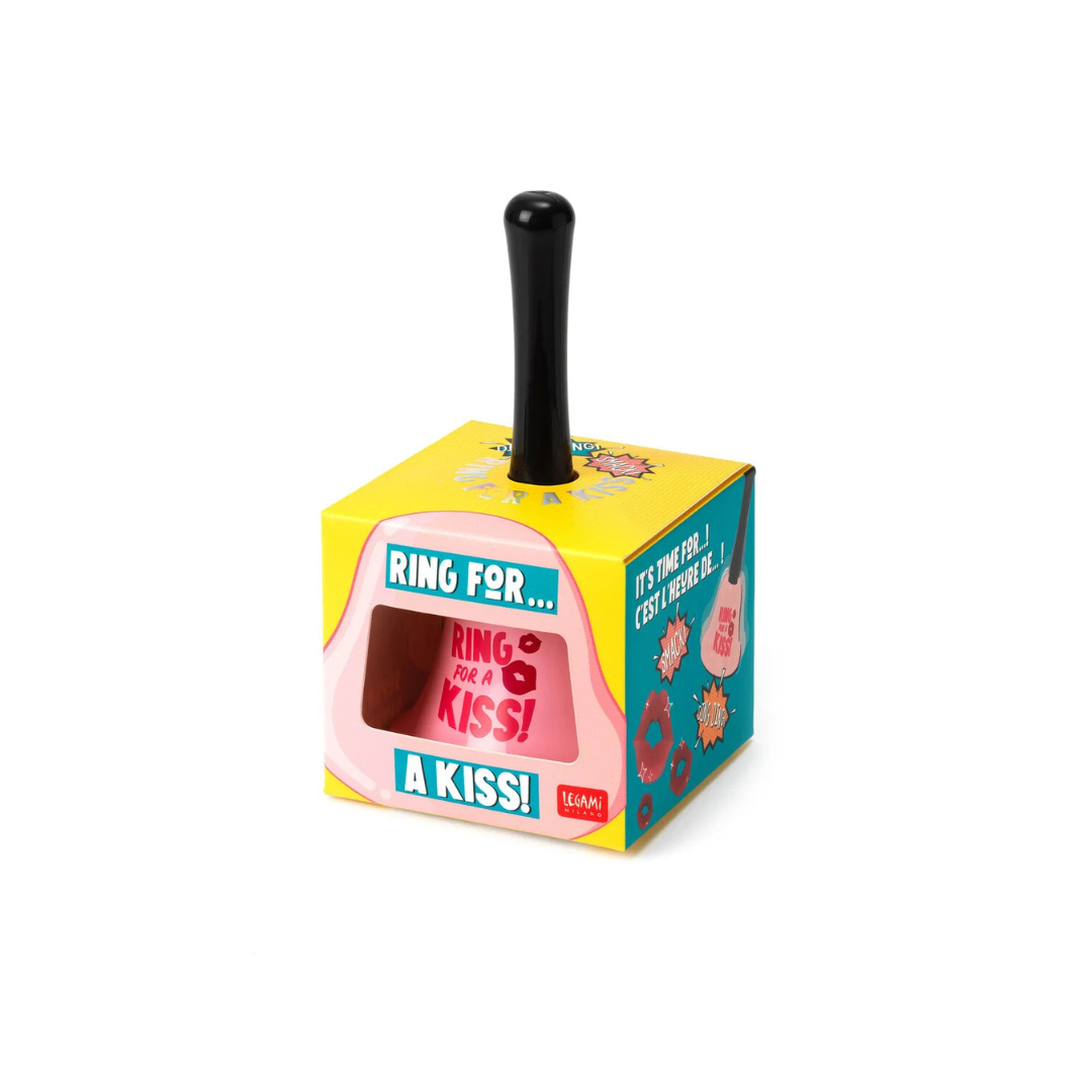 Clochette – Ring For a Kiss